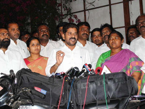ఈ కేసు వెనుక కేంద్ర, రాష్ట్ర ప్రభుత్వాలు