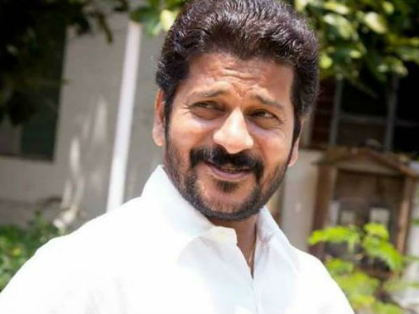 ఏసీబీ ఛార్జీషీట్ ఆధారంగా రేవంత్ను ప్రశ్నిస్తున్న ఈడీ