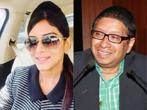10 ఖాళీ బాండ్ పేపర్లపై కొట్టి బెదిరించి సంతకాలు చేయించిన రాకేశ్ రెడ్డి