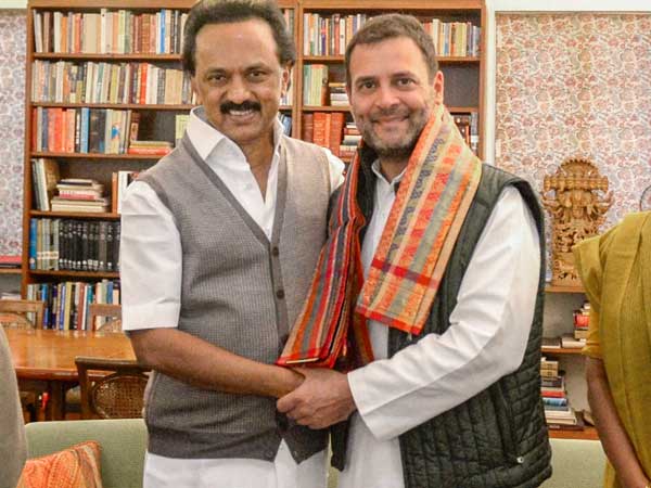Congress Seals Seat Share Deal With DMK, To Contest From 10 Seats in Tamil Nadu and Puducherry Congress Seals Seat Share Deal With DMK, To Contest From 10 Seats in Tamil Nadu and Puducherry