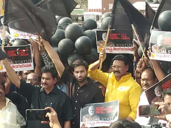 జగన్ సహకారంతో మోడీ సభ... ఎక్కడ దాక్కున్నావ్ జగన్