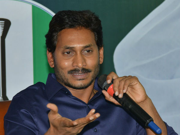 ఇద్దరూ ఇద్దరే..