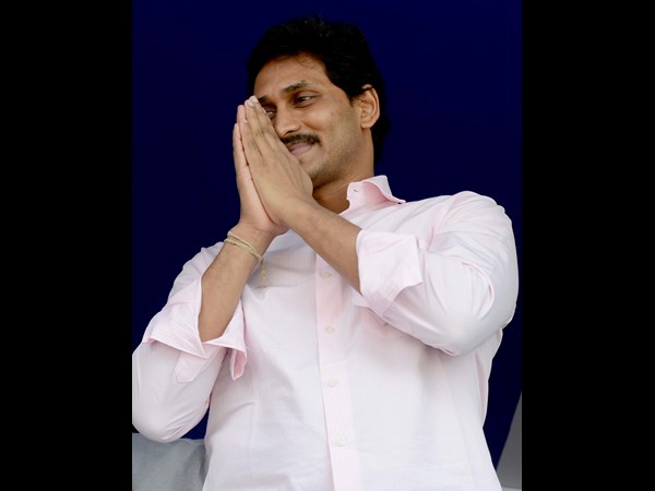 చంపేస్తారేమో..తగలెడతారేమో..