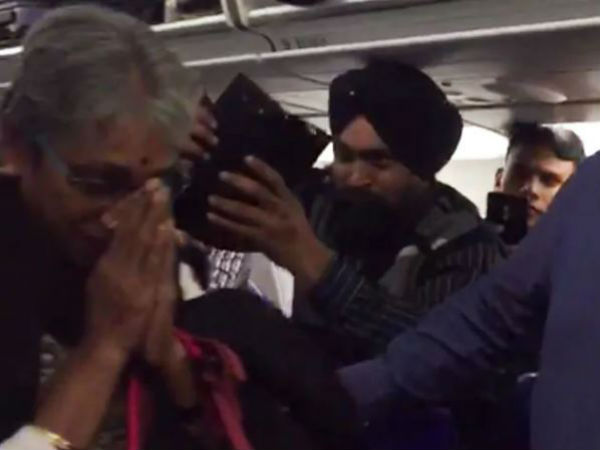 Parents of brave heart Abhinandan recieved arousing welcome in Amritsar Parents of brave heart Abhinandan recieved arousing welcome in Amritsar
