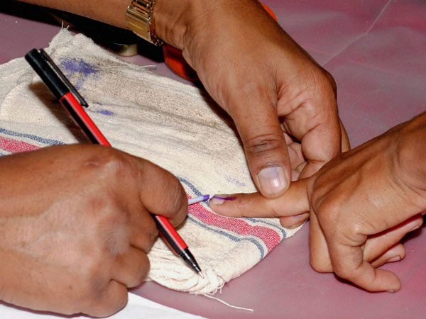 నో ఇంట్రెస్ట్..! చూద్దాం ఈసారి?