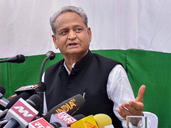 రాజ్యాంగేతర శక్తిగా ఆర్ఎస్ఎస్