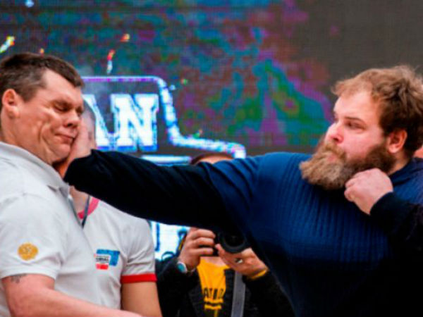 Bizarre Slapping Championship In Russias Siberian Power Show sports festival Bizarre Slapping Championship In Russias Siberian Power Show sports festival