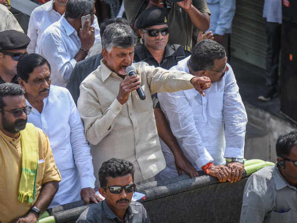 రాయలసీమ అభివృద్ధి చెందితే రాష్ట్రం పురోగమించినట్టే: