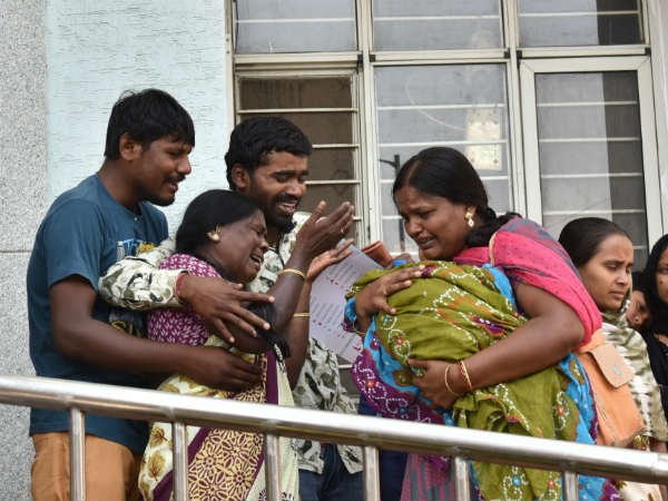 వైద్య సిబ్బంది నిర్వాకం .. ఒక బాబు మృతి , ఇప్పటివరకు 22 మందికి అస్వస్థత