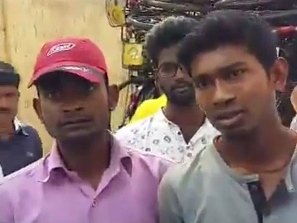 Cycles which is having TDP logo for distrbution in Nellore caught by YSRCP leaders Cycles which is having TDP logo for distrbution in Nellore caught by YSRCP leaders