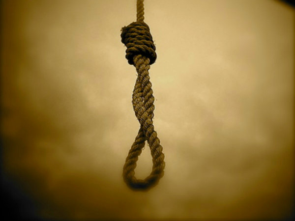 Young couple commits suicide after death threat from family members Young couple commits suicide after death threat from family members