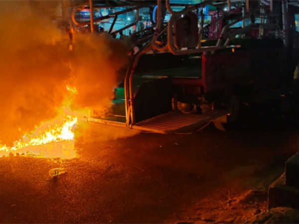 Fire broke out in Campaigning vehicle,Harish Rao exits safely Fire broke out in Campaigning vehicle,Harish Rao exits safely