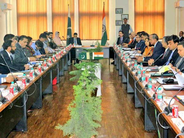 At cordial Kartarpur talks, India seeks visa-free entry for pilgrims to Pak At cordial Kartarpur talks, India seeks visa-free entry for pilgrims to Pak