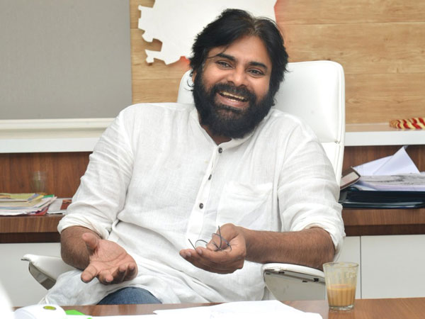 పవన్ కల్యాణ్ నాన్చుడు ధోరణి