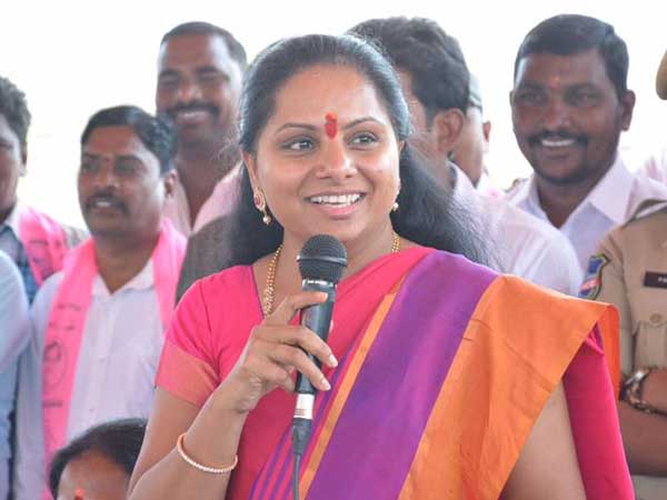 ఈ దుగురికి పచ్చజెండా
