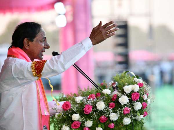 బీజేపీకి 150, కాంగ్రెస్ కు 100 సీట్లకన్నా ఎక్కువరావు..! జోష్యం చెప్పిన కేసీఆర్..!!