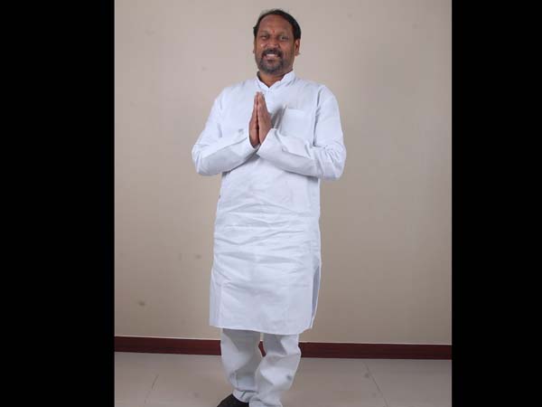 జగన్ తో కొణతాల భేటీ..ఎంపి సీటు పై పెండింగ్..