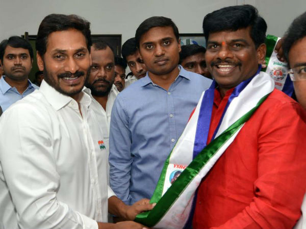 ఆమోదం పొందని వీఆర్యస్..