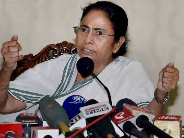 Atmosphere of fear prevailing in country under BJPs rule: Mamata Atmosphere of fear prevailing in country under BJPs rule: Mamata