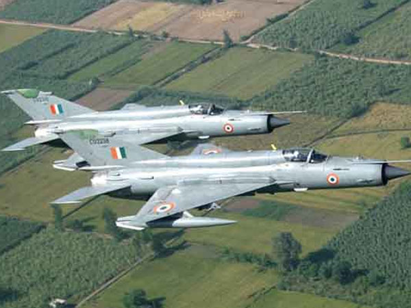 MiG-21 Bison: The Indian Air Force Fighter Jet That Took Down Pakistan’s F-16 Fighting Falcon MiG-21 Bison: The Indian Air Force Fighter Jet That Took Down Pakistan’s F-16 Fighting Falcon