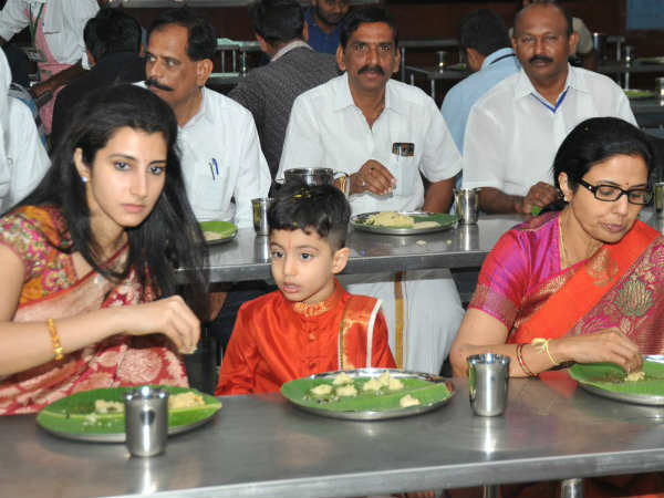 Chief Minister of Andhra Pradesh Family members visits Tirumala Chief Minister of Andhra Pradesh Family members visits Tirumala