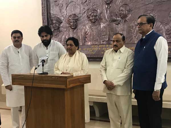 పవన్ -మాయాలు దెబ్బతీసేదెవరిని, అసలు బలం ఉందా?