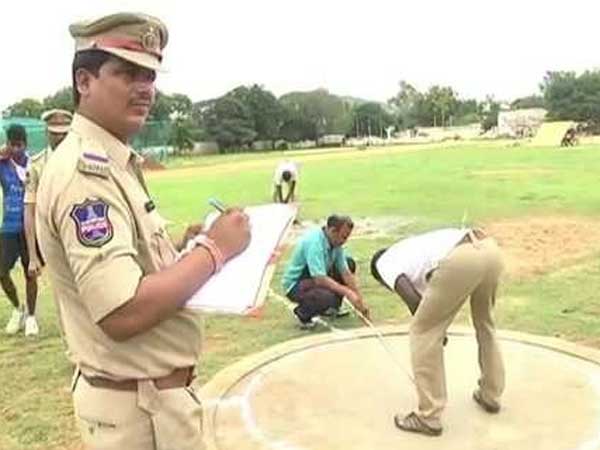 జాడలేని ఫెర్మార్మెన్స్ షీట్