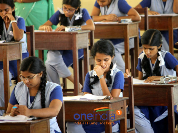 విద్యార్థులపై వత్తిడి