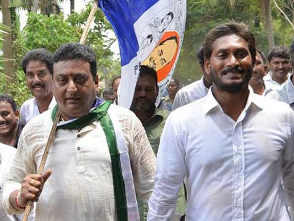 నటుడు పృథ్వీ కి కీలక బాద్యతలు..! ప్రచార సన్నాహాలు చేస్తున్న అదిష్టానం..!!