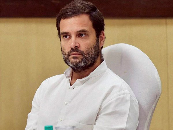 రూ.30,000 కోట్ల స్కాంకు కారణమైన వ్యక్తిపై విచారణ ఉండదా?