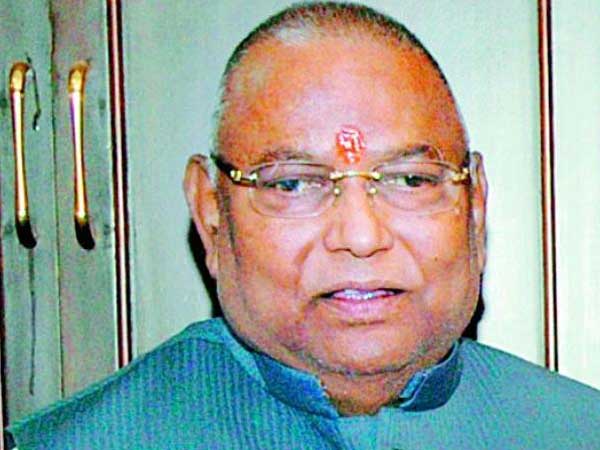 ఇంతకీ రాయపాటి ఏ గట్టున ఉంటారు..! అదికార పక్షమా..? ప్రతిపక్షమా..?