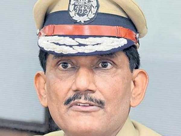 డిజిపి పై జగన్ ఫిర్యాదు