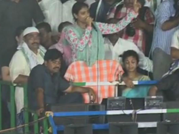 లోకేష్కు ఏం అర్హత ఉందని మంత్రి పదవి కట్టబెట్టారు..?