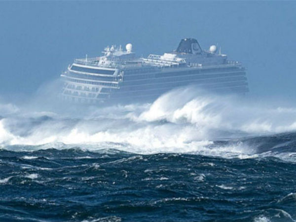 Norway coast prompts rescue operation for 1,300 people on board Norway coast prompts rescue operation for 1,300 people on board