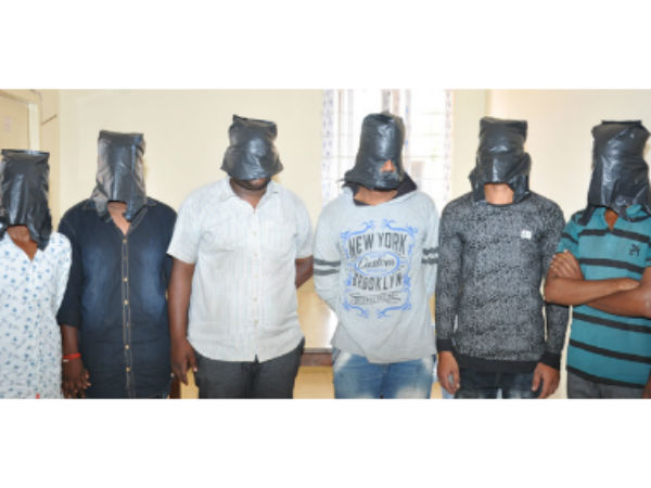 వాహనదారులే టార్గెట్..!