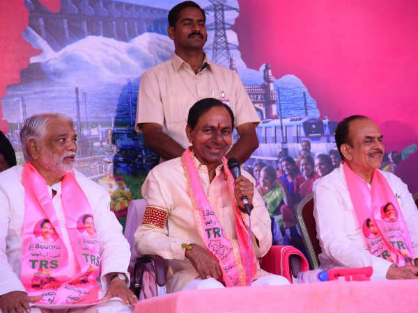 కేటీఆర్ కు అభ్యర్థనలు