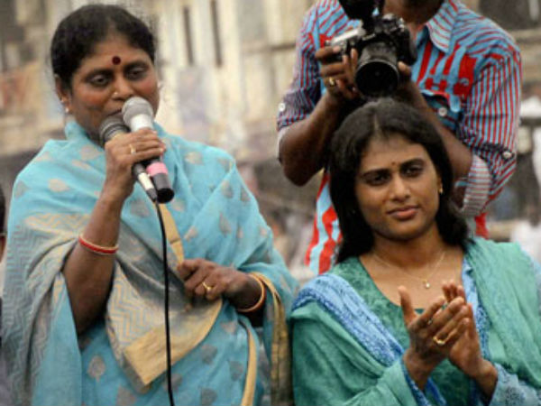 హెలికాఫ్టర్ ద్వారా సుడిగాలి పర్యటనలు