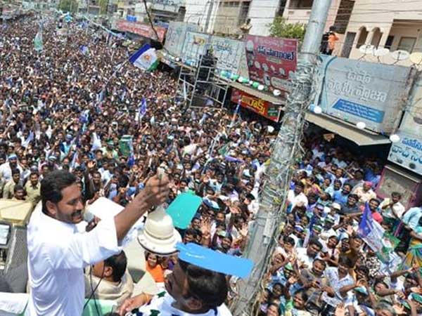 స్థానికులకే ఉద్యోగాలు
