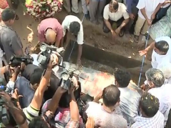 ఎన్నికల వేళ హత్యారాజకీయాలు..! ఎవరికి ప్రయోజనం..?