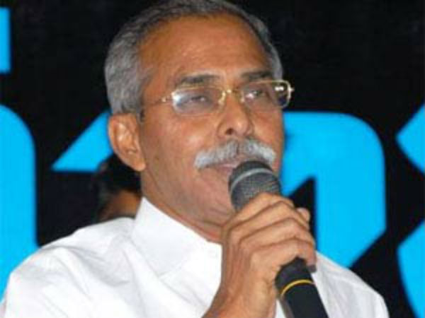 రాజకీయ రగడ..