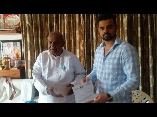 ఫ్యామిలీ పాలిటిక్స్