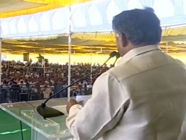 కోడికత్తి పార్టీకి ఈకలు పీకడమే తెలుసు..