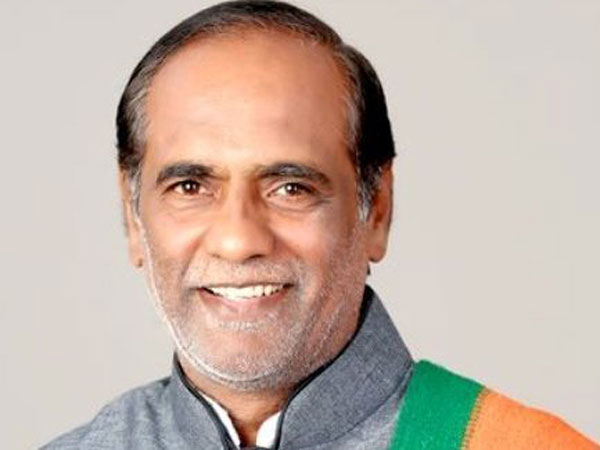 బీసీల లెక్క తేలేదాకా ఎన్నికలొద్దు : బీజేపీ