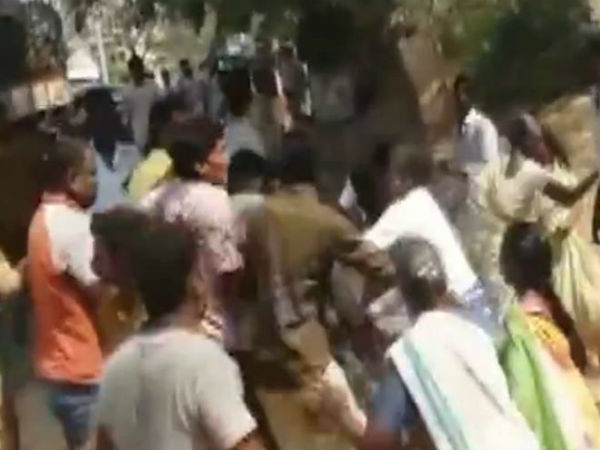 Clash between TDP and YSRCP Workers in Tadipathri Assembly limits, YSRCP Worker died Clash between TDP and YSRCP Workers in Tadipathri Assembly limits, YSRCP Worker died