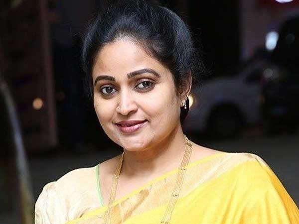 రాష్ట్రంలో సమస్యలేమీ లేవా? బూతు డైరెక్టర్ కు మద్దతిస్తారా .