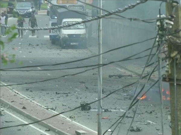 Fresh Blast in Colombo: Van Explodes Near Church, No Injuries Yet Fresh Blast in Colombo: Van Explodes Near Church, No Injuries Yet