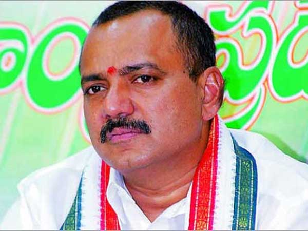 ఈ నెల 24న కారెక్కనున్న ఎమ్మెల్యేలు ..స్థానిక సంస్థల ఎన్నికలముందు కాంగ్రెస్ కు షాక్