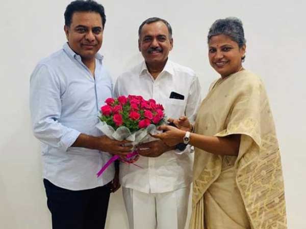 తన మొత్తం రాజకీయ జీవితంలో ఏనాడూ తప్పు చేయలేదన్న గండ్ర..! అభివ్రుద్ది కోసమేనట మార్పు..!!