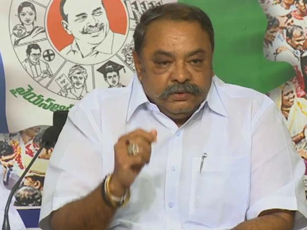 ఒక్కటైన గంగుల కుటుంబం...
