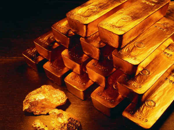 In the form of paste gold smugling ..caught by customs officers In the form of paste gold smugling ..caught by customs officers